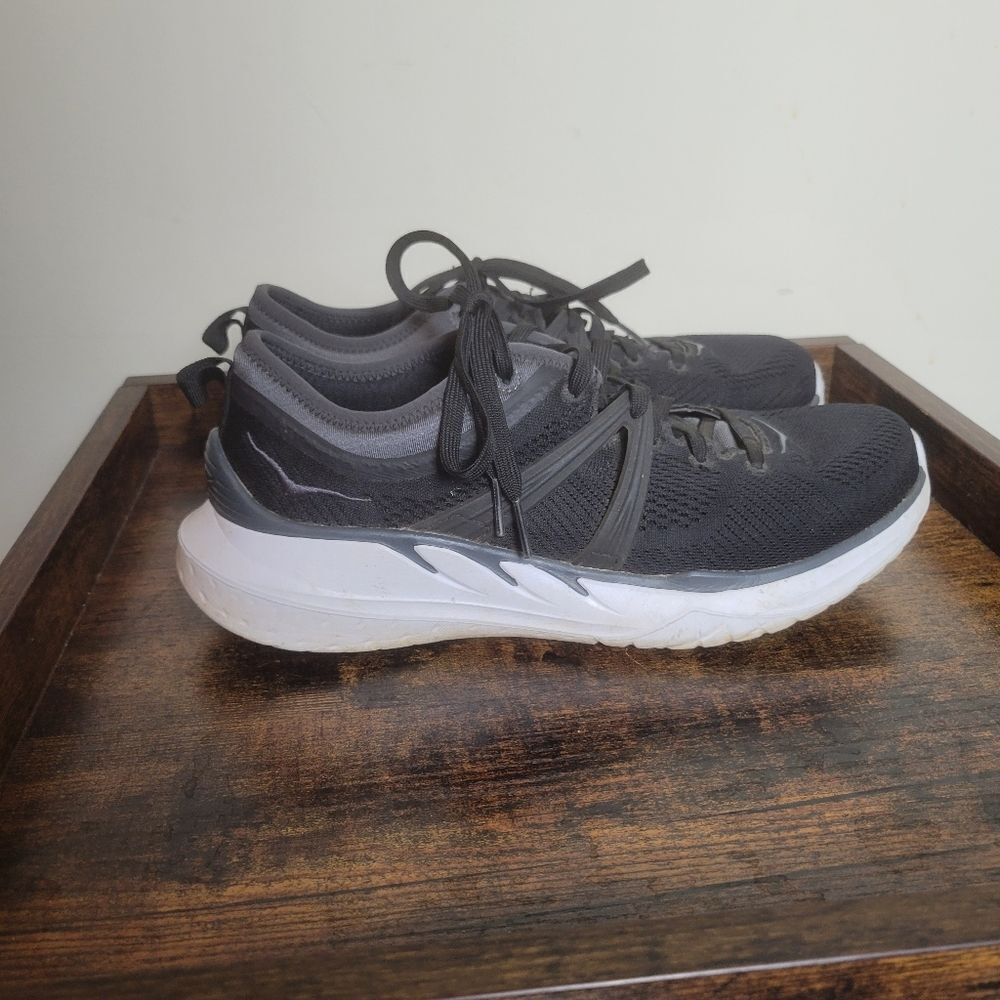 Hoka One One Women Ultra Marathon Cushioned Running Shoes Tivra Black 9